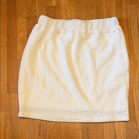 SHEIN Skirt and Top Outfit - Picture 5 of 9